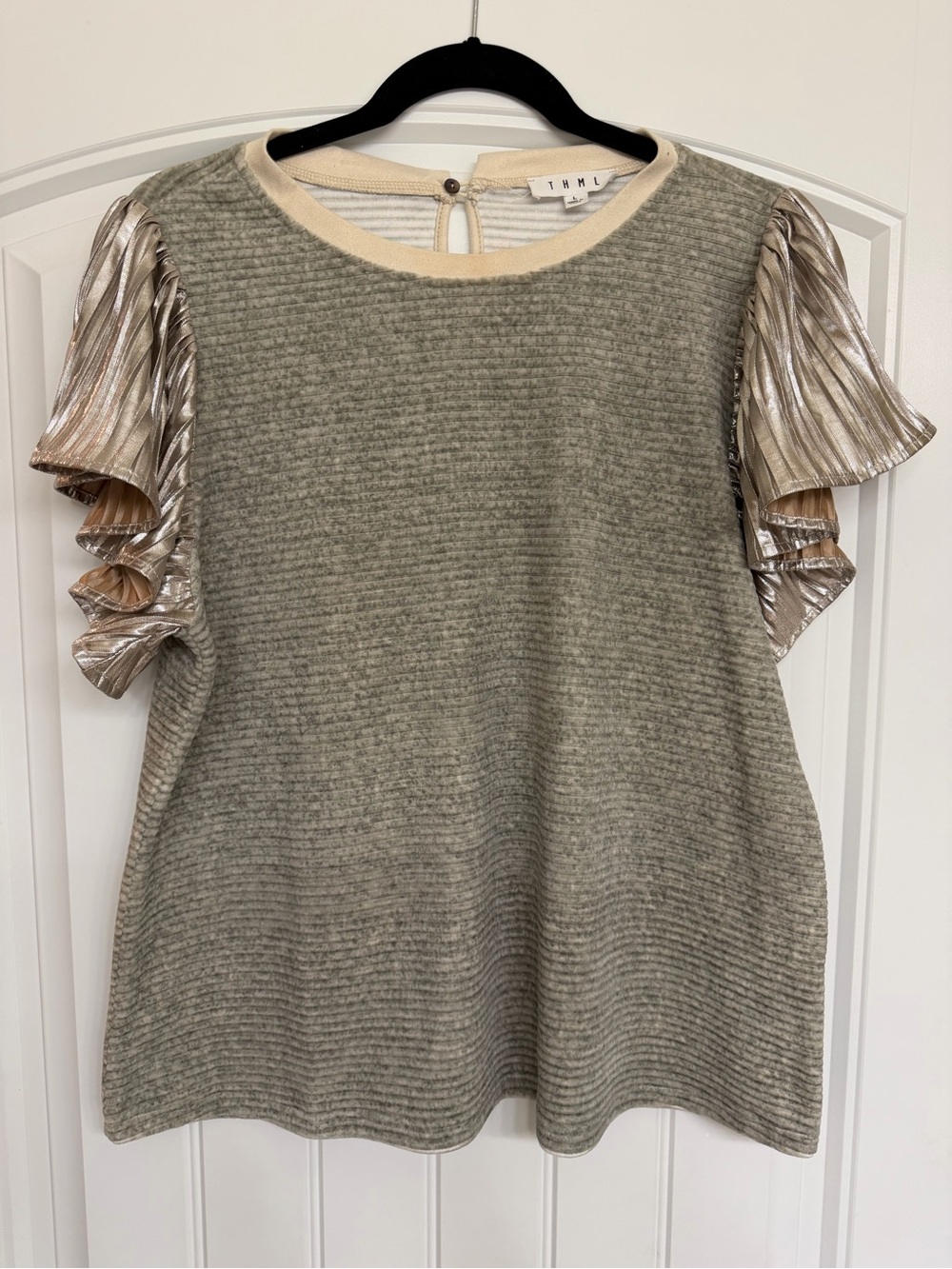 Ruffled Sleeve Knit Top with Metallic Accents